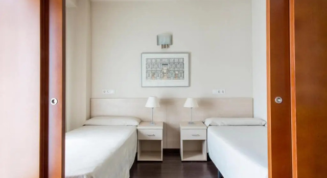 Студия Comfort Residencia Universitaria Resa Giner de Los Ríos