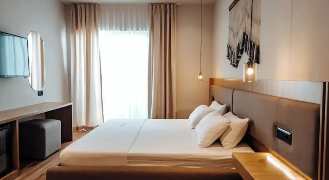 Номер Standard Sunset Shoreline Saranda Hotel