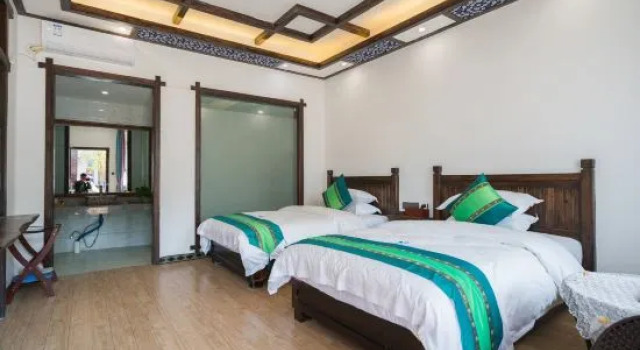 Puzhehei Yunshuijian Inn, Buchen Sie Hotel Hotels in Yunnan mit Parkplatz, Parkplätze