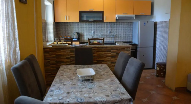 Апартаменты Цокольный этаж с 2 комнатами Apartments Djedovic 2