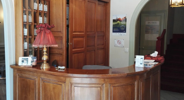 Hôtel Marie-Anne, Забронировать Отель Отели Довиль с завтраком, рядом с Пристань Довиля, Завтраки