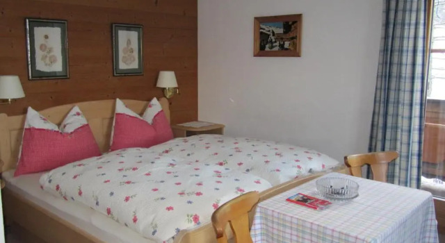 Haus Friedl, Rezervovat Hotel Hotely v Tyrolsko se snídaní, Snídaně