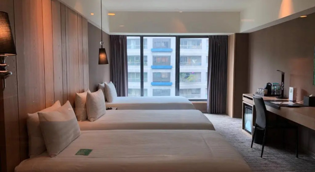 Трёхместный номер Deluxe La Maison Hotel
