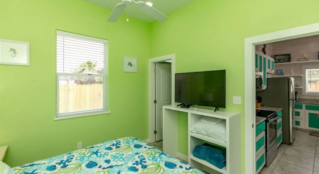 Feelin Tip-Sea 4Br Home
