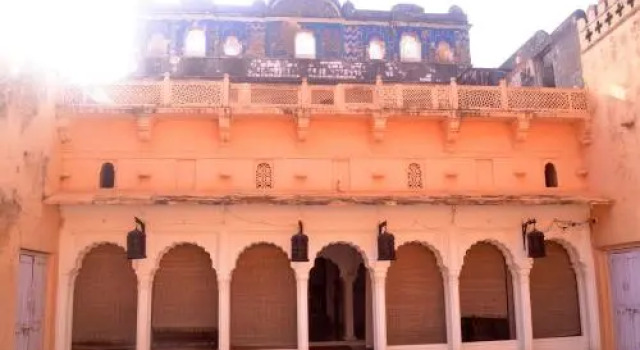 MPT Sheesh Mahal, Orchha, Забронировать Отель Отели Орчха с завтраком, Завтраки