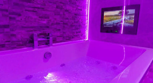 Апартаменты Velmora Suites Bradford