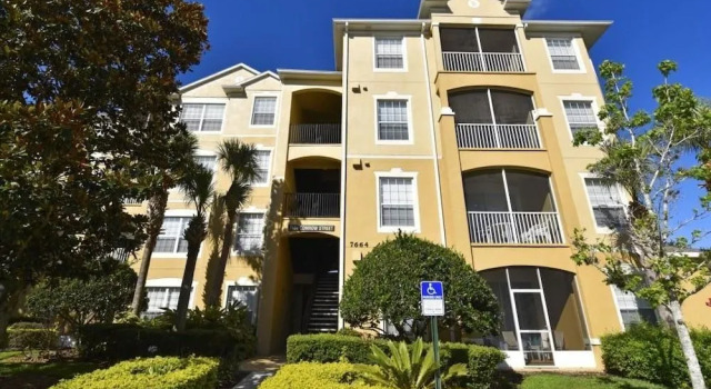 7664 The Windsor House 3 Bedroom by Florida Star, Book Lejlighed Hoteller i Four Corners med pool, Swimmingpool