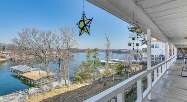 Апартаменты Cozy Lake Ozark Villa w/ Main Channel Views