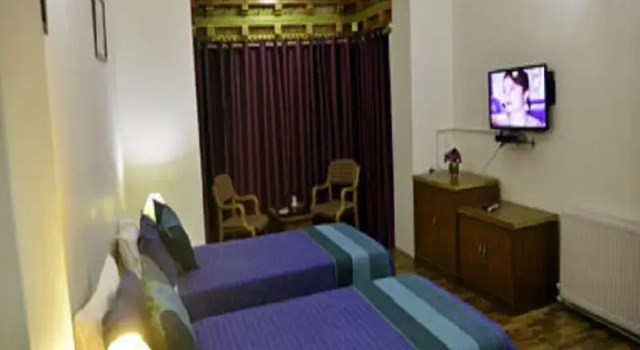 Hotel Mansarover