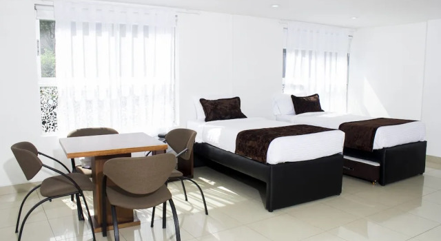 Четырёхместный номер Standard Hotel Boutique las Rosas 5 G