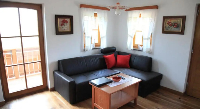 Zidanica Ravbar, Buchen Sie Ferienwohnung Apartments in Unterkrain, Ferienwohnung