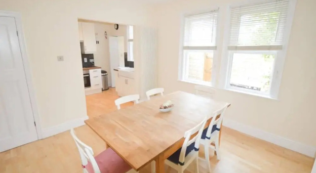 Spacious 3 Bedroom Home in Bath, Забронировать Отель Отели Англии 3 звезды, 3*