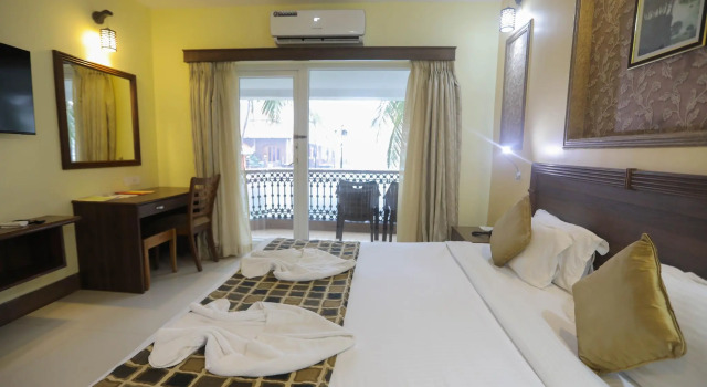 Hotel Goan Heritage, Rezerwuj Hotel Hotele w Calangute z parkingiem, Parking