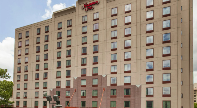 Hampton Inn New York - LaGuardia Airport