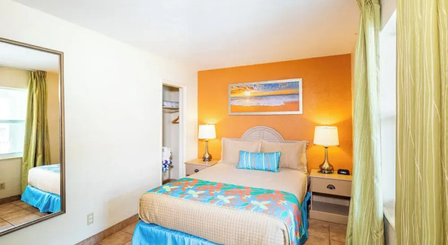 Номер Standard с 2 комнатами с балконом Enchanted Isle Hollywood Beach Resort