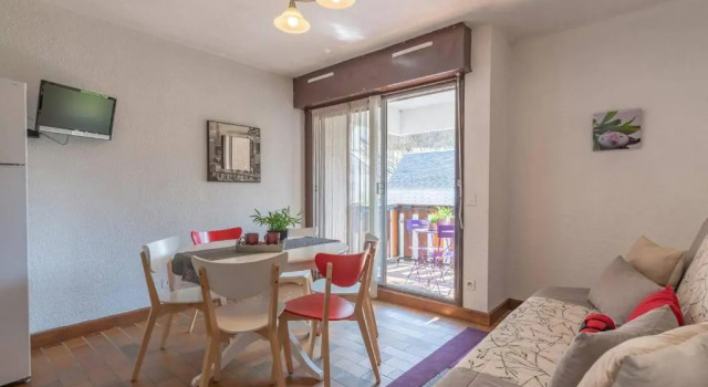 Apartment Bastanet a, Забронировать Апартаменты/квартира Апартаменты Сен-Лари-Сулан, рядом с Фуникулер Telecabine, Апартаменты/квартира