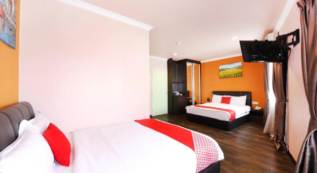 Семейный люкс OYO 496 Hotel De Eco Inn
