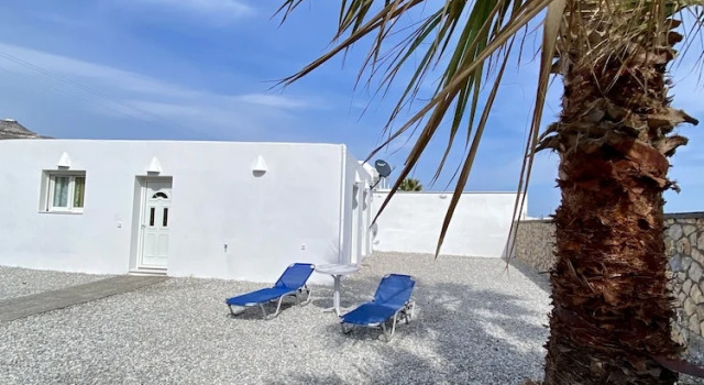 Вилла Deluxe Sea Sound Villa Perivolos beach