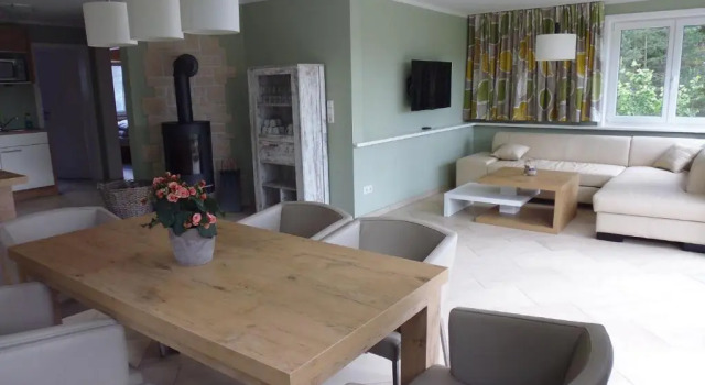 Bungalow A, Prenota Appartamento Hotel a Garz con parcheggio, Parcheggio