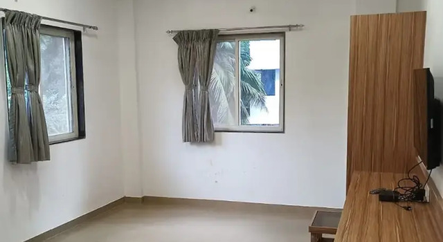 Номер Deluxe Hotel Suryaprabha- Near Diveagar Beach