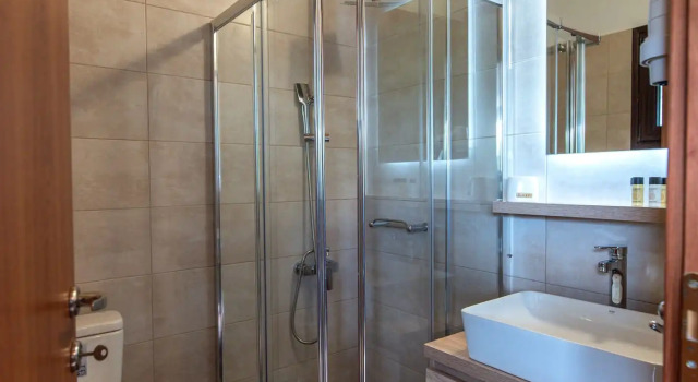 Номер Standard Trizonia Bay Hotel