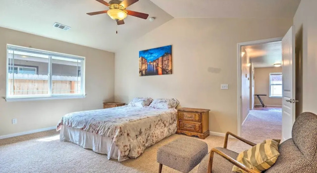 Коттедж Grants Pass Home: 1 Mi to Downtown & Rogue River!