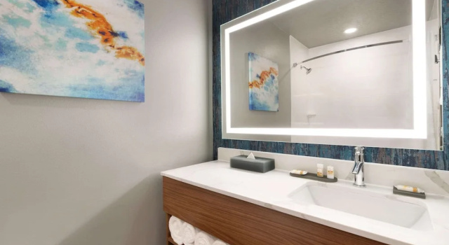 Четырёхместная студия La Quinta Inn & Suites by Wyndham Springfield