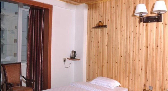 A Mi Zi Min Su Hotel, Book Hotel Hanyuan Sichuan