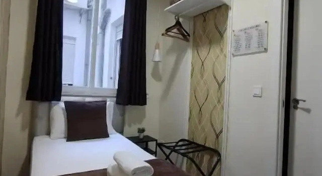 Номер Standard CH CRUZ MADRiD