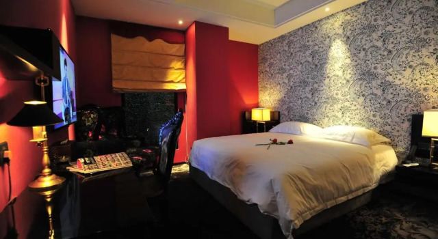 Двухместный номер Deluxe WISDOM Boutique Hotel