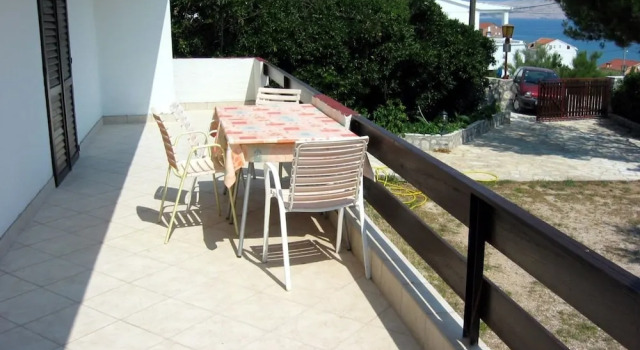 Spacious Apartment With sea View, Near the Beach, Rezerwuj Apartament Pag 
