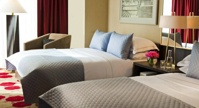The Royal Sonesta Chicago River North