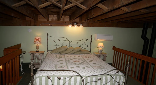 Двухместный люкс Stone Mill Hotel & Suites