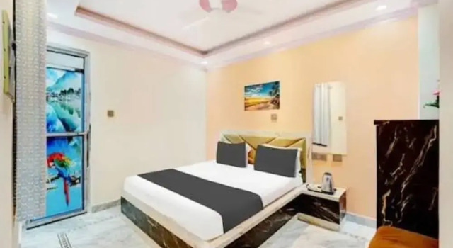 Номер Luxury Hotel O RAJ PALACE