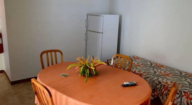 House With one Bedroom in Les Anses-d'arlet, With Enclosed Garden and Wifi, Rezervasyon Daire Les Anses-d Arlet otoparklı oteller, Otopark