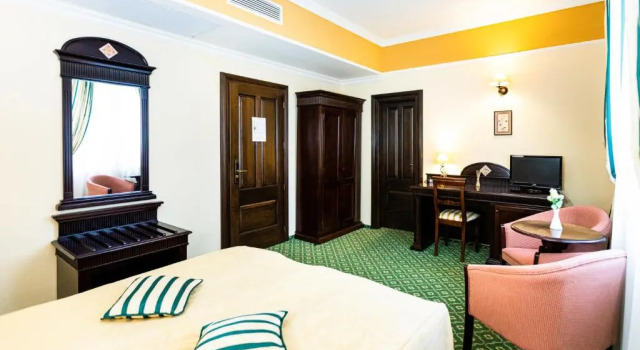 Tiêu chuẩn phòng có ban công Hotel Koronna
