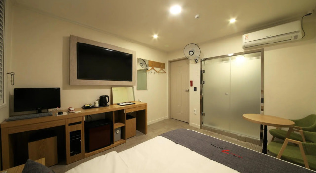 Pohang Jukdo Market The Seven, Rezervați Mini-hotel Pohang Gyeongsangbuk-do