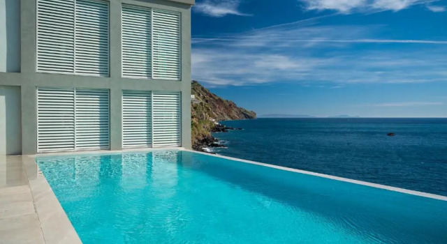 Вилла Luxury Barreirinha House old town by Holiday Rental Madeira