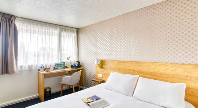 Двухместный номер Standard Kyriad Montauban Sud - Albasud