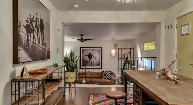 Коттедж Luxury The Eastside Lodge Austin