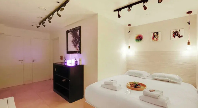 Апартаменты Comfort Résidence Paris Rochechouart