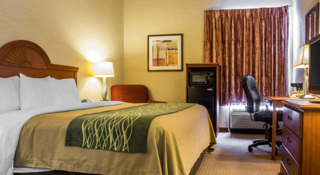 Двухместный номер Standard Quality Inn & Suites Mansfield