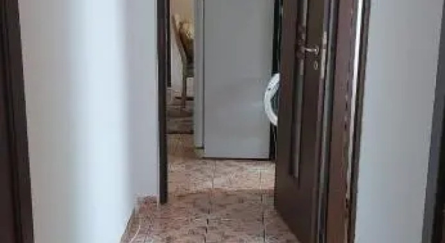 Apartament 4 camere, Забронировать Апартаменты/квартира Отели в центре Фэгэраш, в центре
