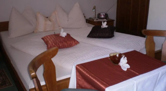 Номер Standard Pension Leyrer