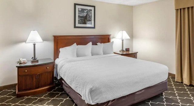 Люкс Quality Inn & Suites Steamboat Springs
