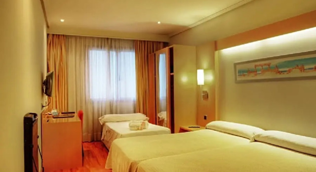 Семейный номер Abba Abba Rambla Hotel