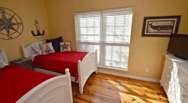 The Rookery 202 - 3 Br Condo