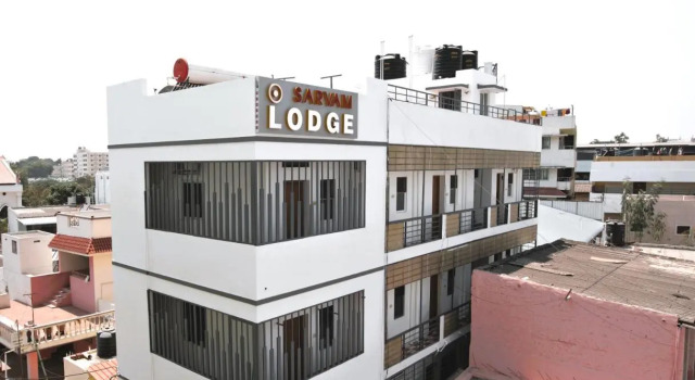 Sarvam Lodge
