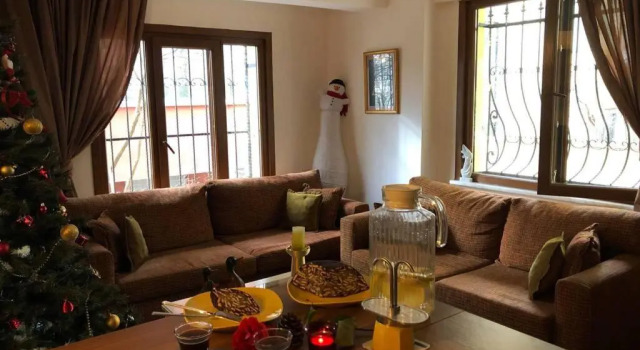 Comfy 3 Room House with Garden