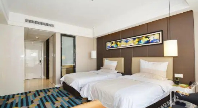Moore Harbor Fashion Hotel, Book Hotel Luohe Henan
